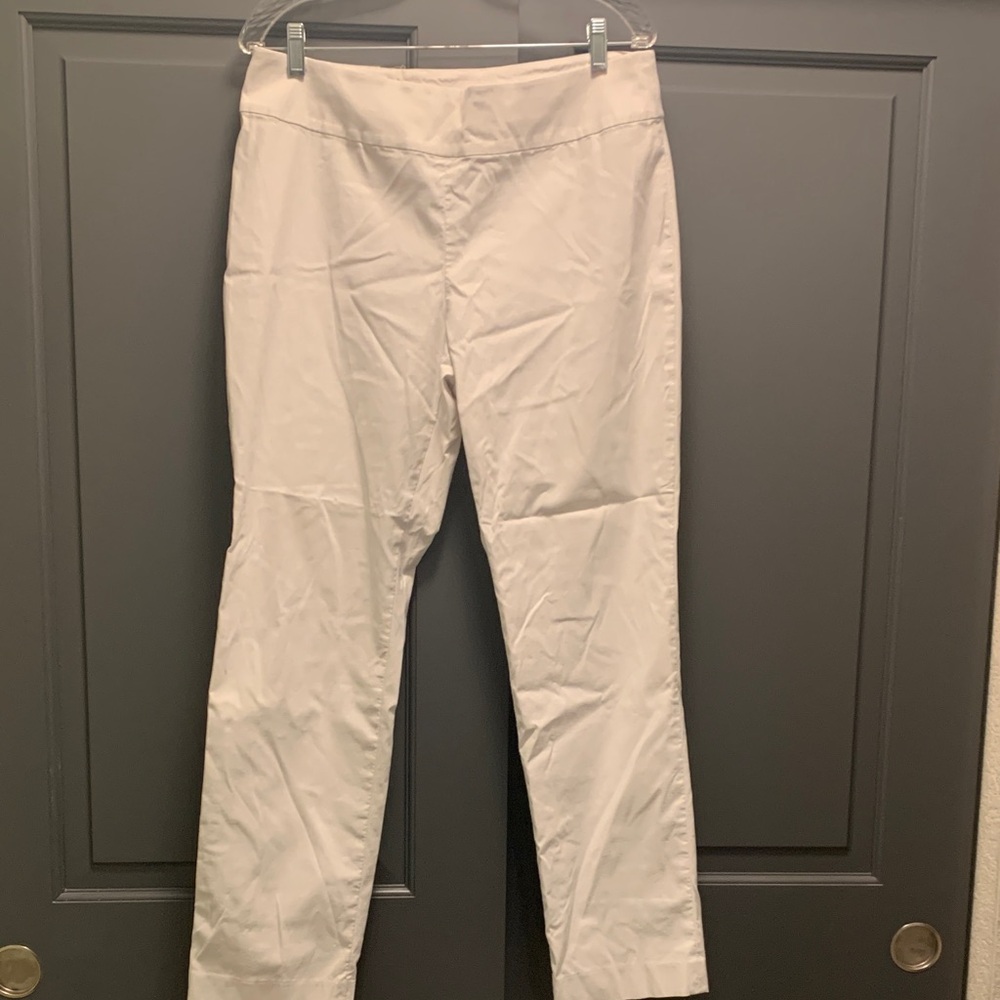 Stylish Nic & Zoe pull on white Pants